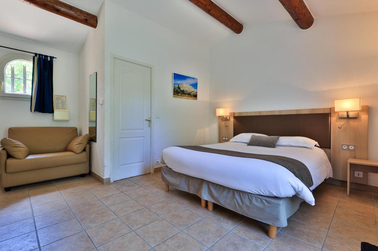 Logis Hotel & Spa Dejeunez Sous L'Arbre Rousset  Ngoại thất bức ảnh