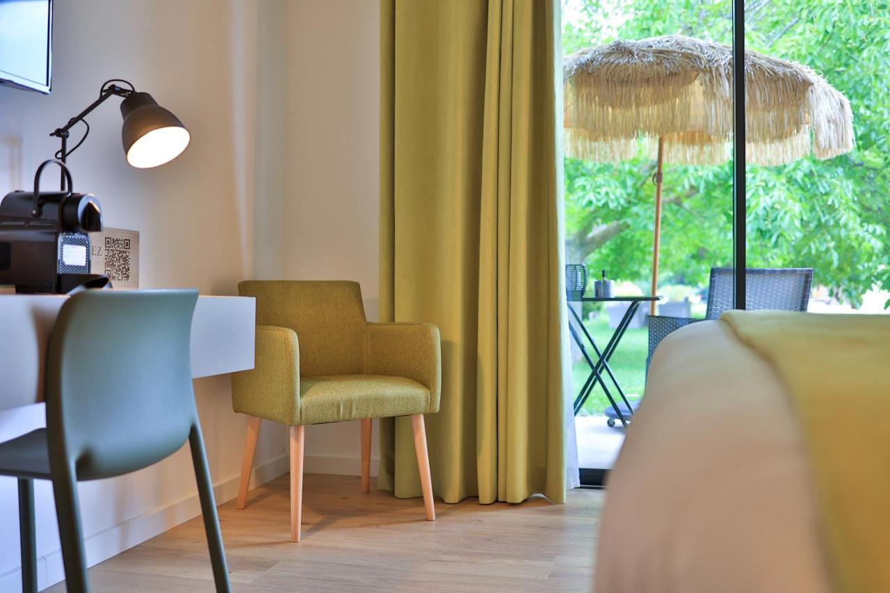 Logis Hotel & Spa Dejeunez Sous L'Arbre Rousset  Ngoại thất bức ảnh