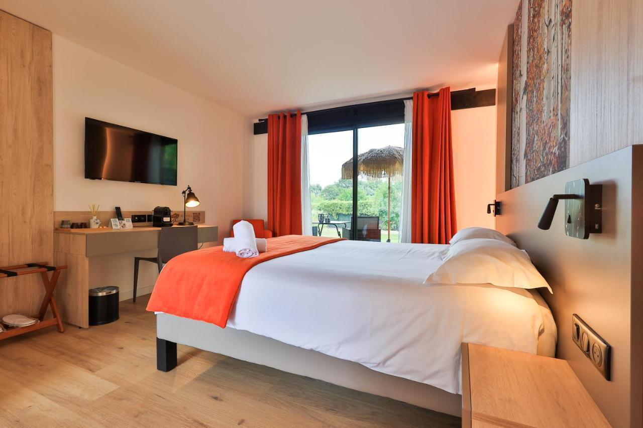 Logis Hotel & Spa Dejeunez Sous L'Arbre Rousset  Ngoại thất bức ảnh